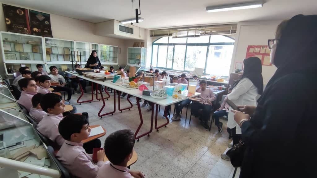 پیش دبستانی و دبستان غیردولتی پسرانه سیمای فرهنگ