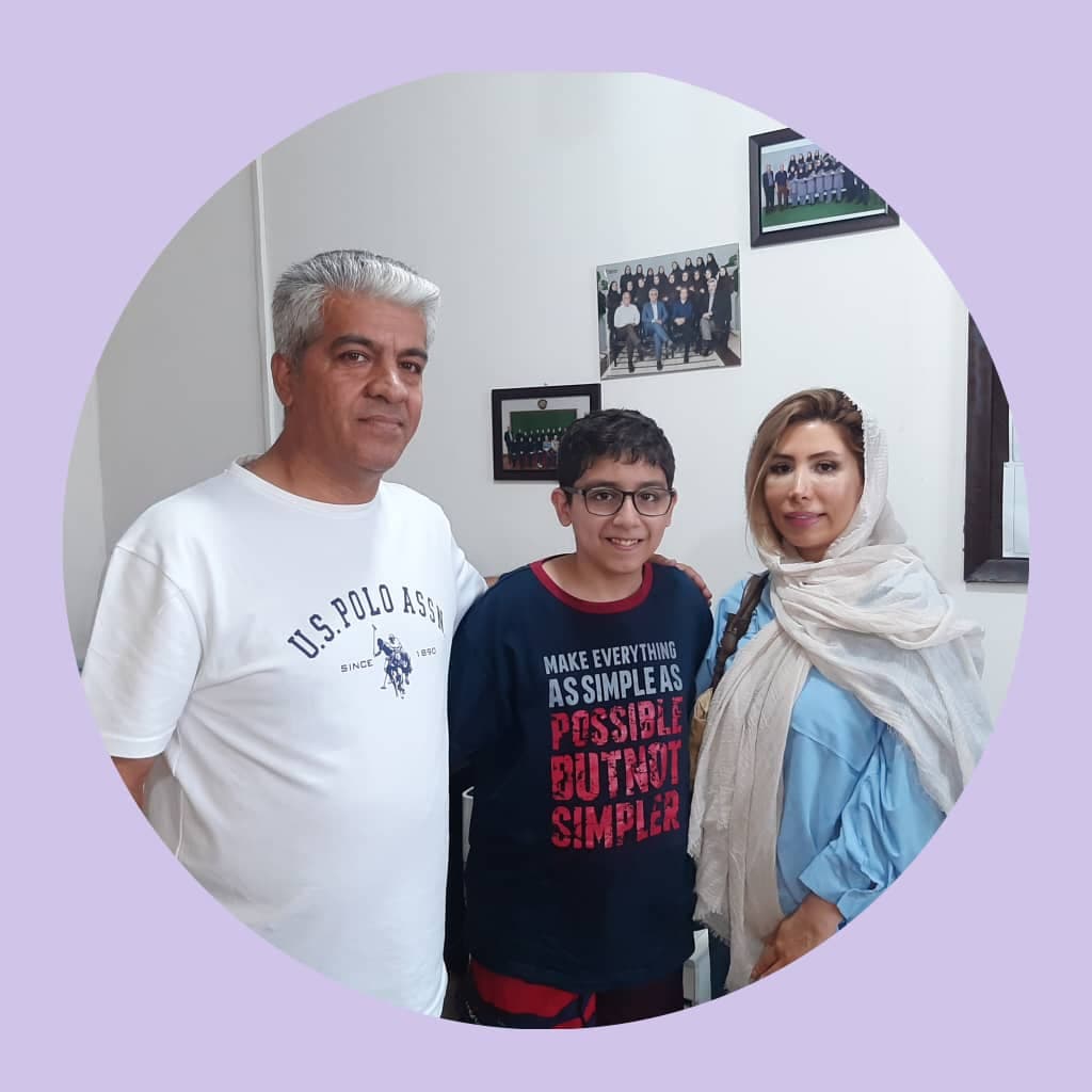 قدر دانی والدین فرهیخته کلاس ششم از مدیر اجرایی سر